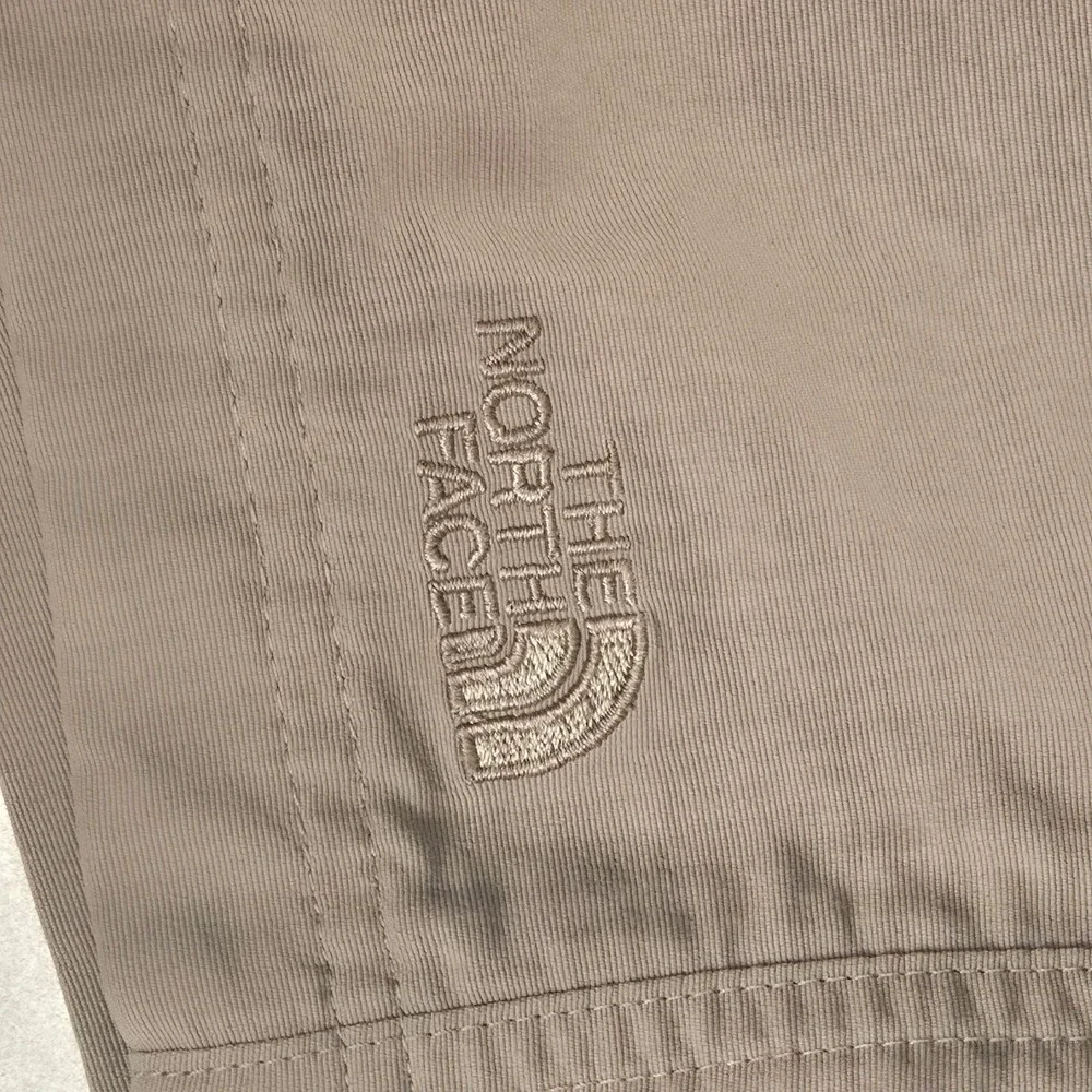 The North Face Cargo Shorts Mens 34×7.5 Tan Nylon Outdoor Hike Utility Gorpcore